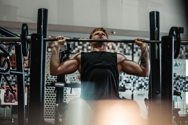 Why Do I Feel Overhead Press In The Middle Of My Back? 12 Tips For Rapid Results