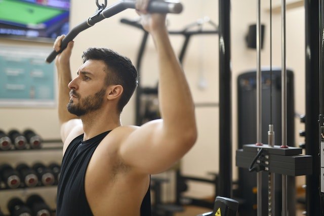 Why Do I Feel Lat Pulldowns In My Chest? Problem Solved For Better Gains