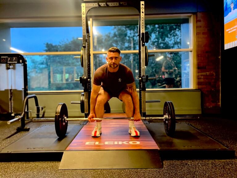 Why Do I Lose Grip When I Deadlift? (Causes and How to Fix It)